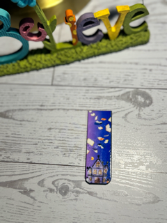 Flying Books Magnetic Bookmark_2H